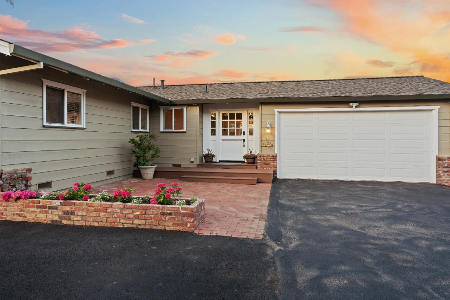 2732 Estates DR