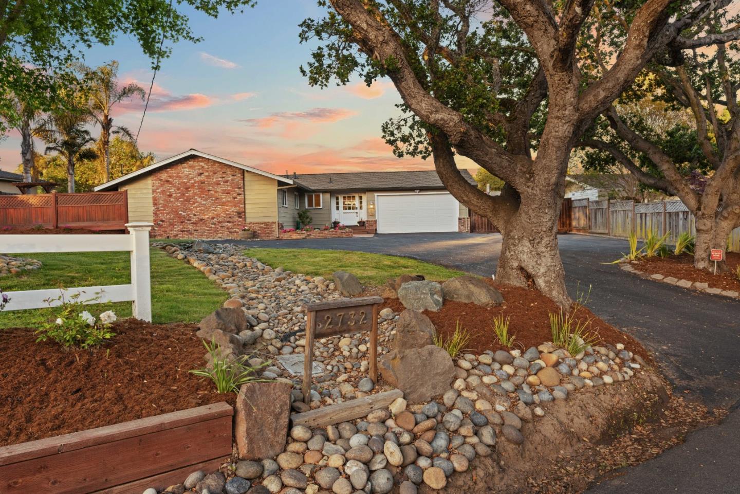 2732 Estates DR