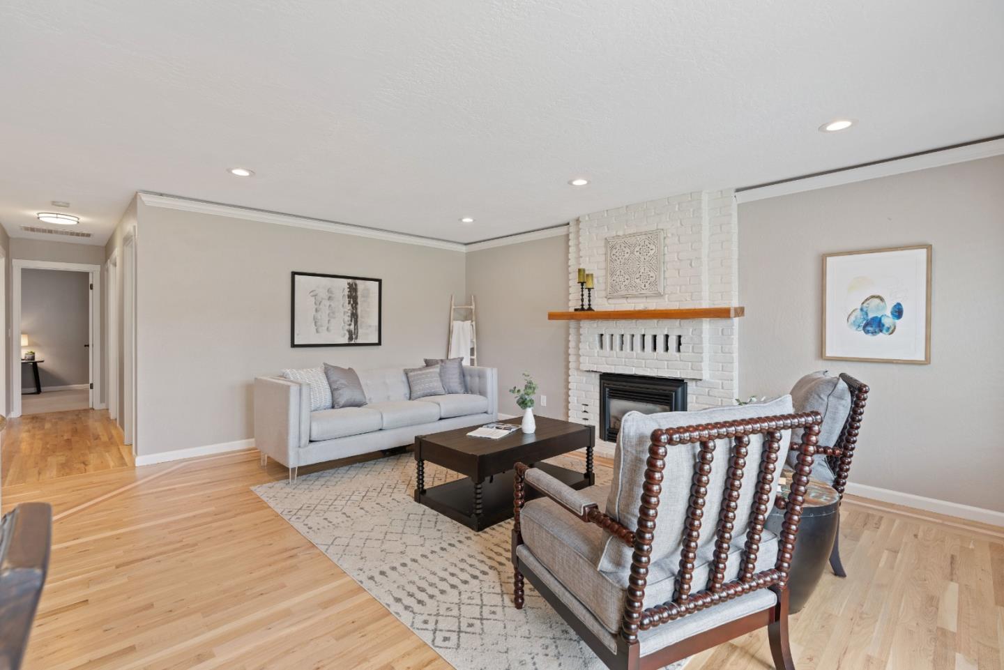 2732 Estates DR