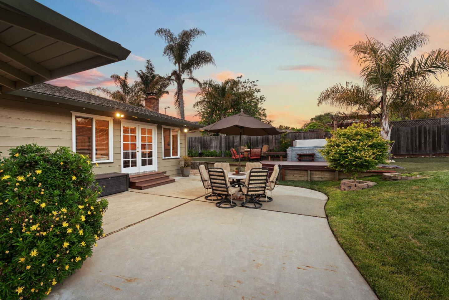 2732 Estates DR