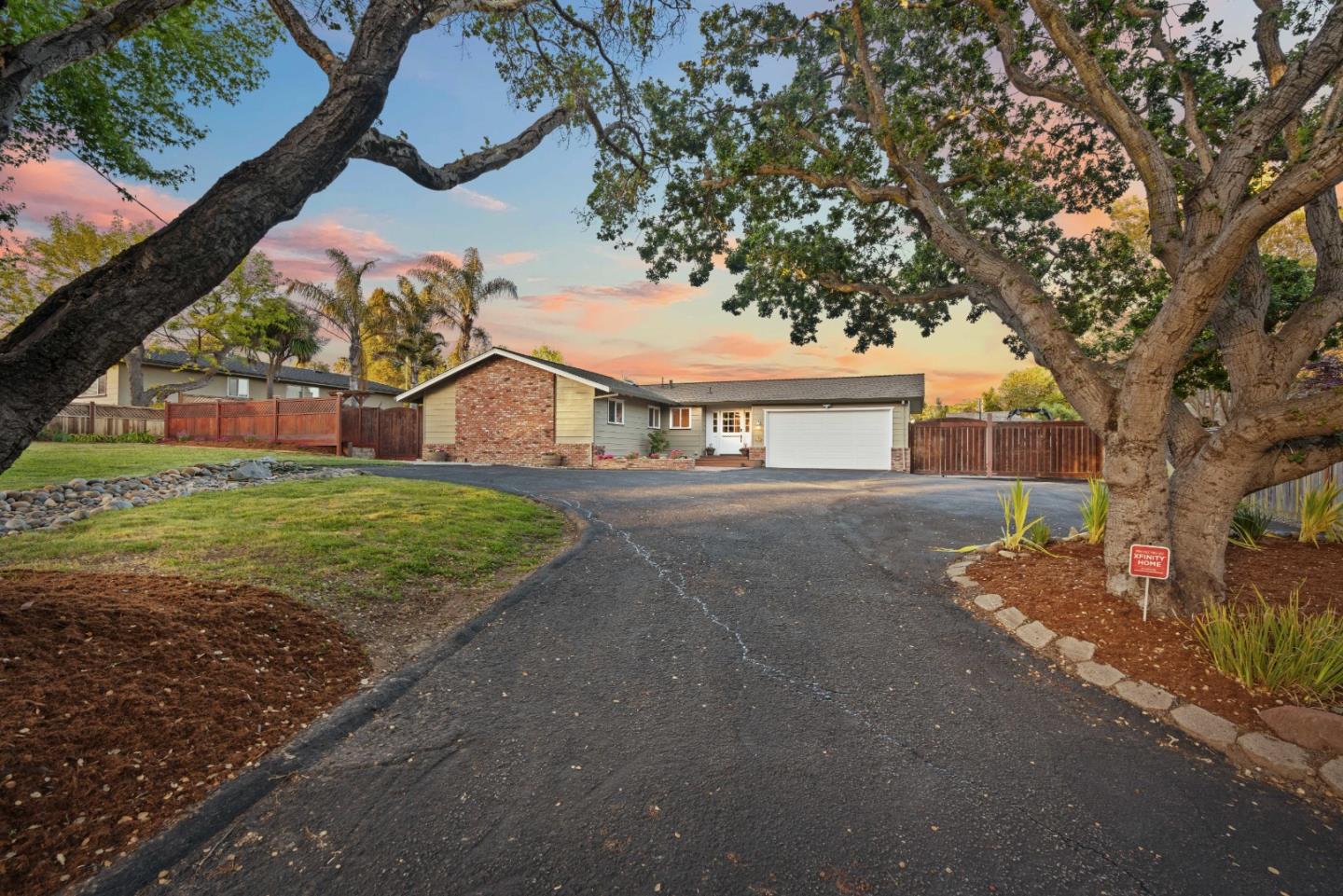2732 Estates DR