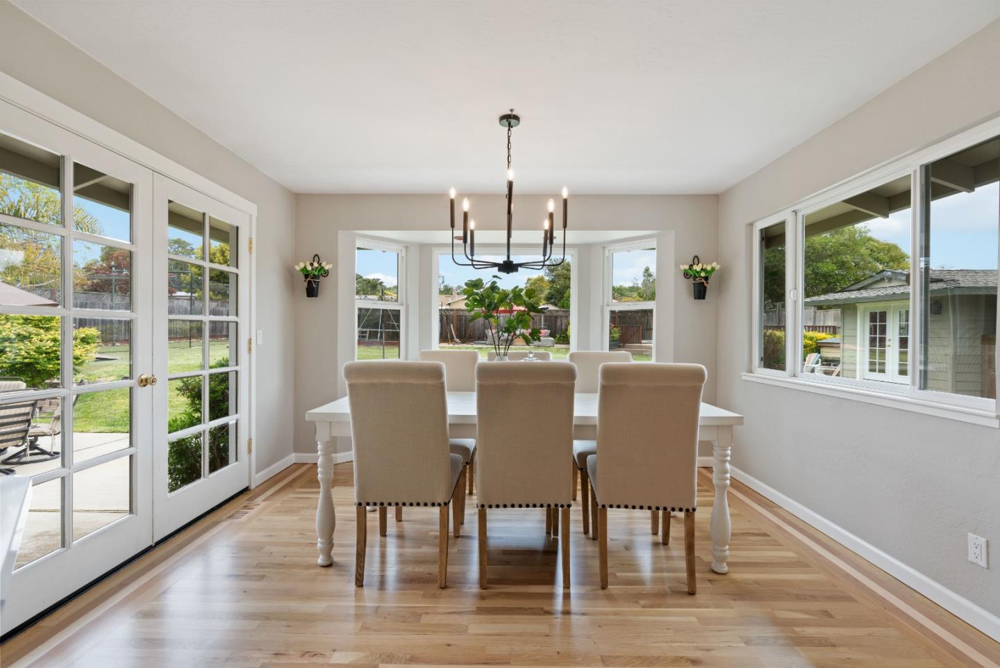 2732 Estates DR