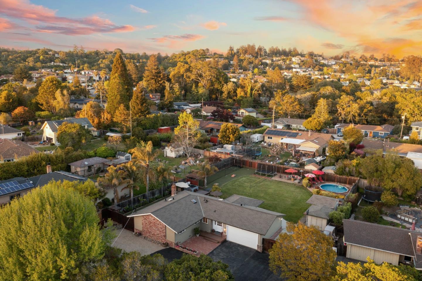 2732 Estates DR