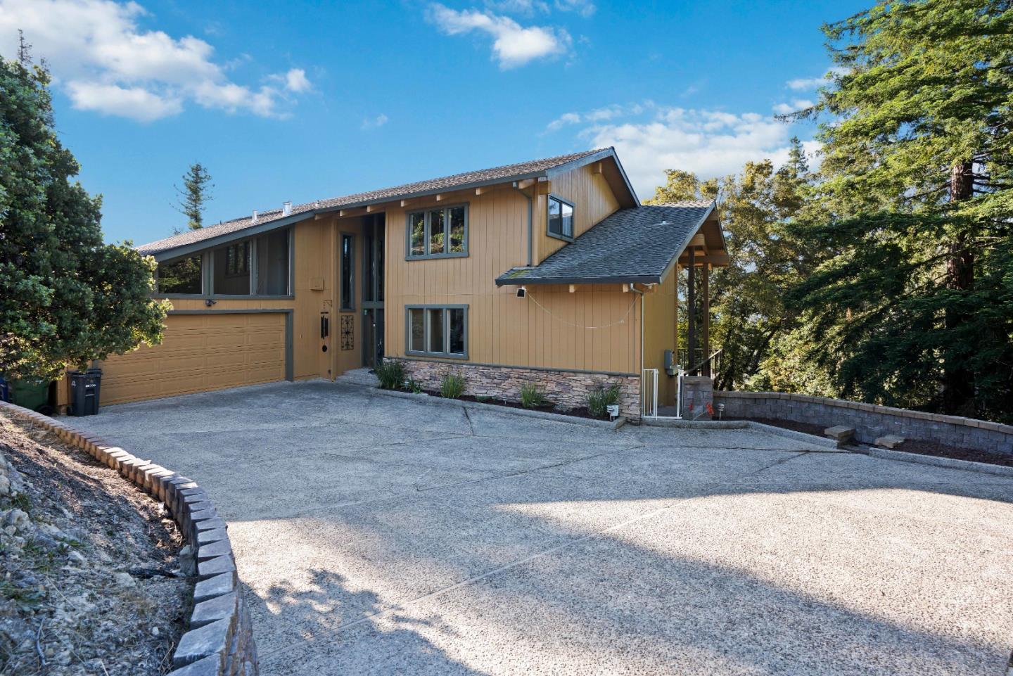 170 Crows Nest DR