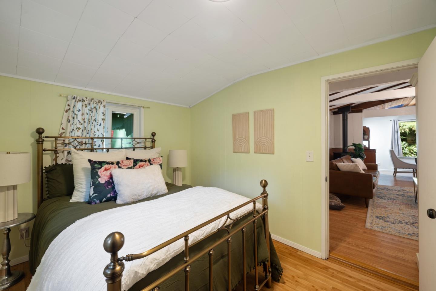 815 River DR