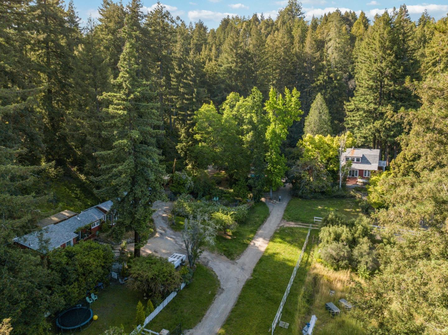 1 Brooks Road