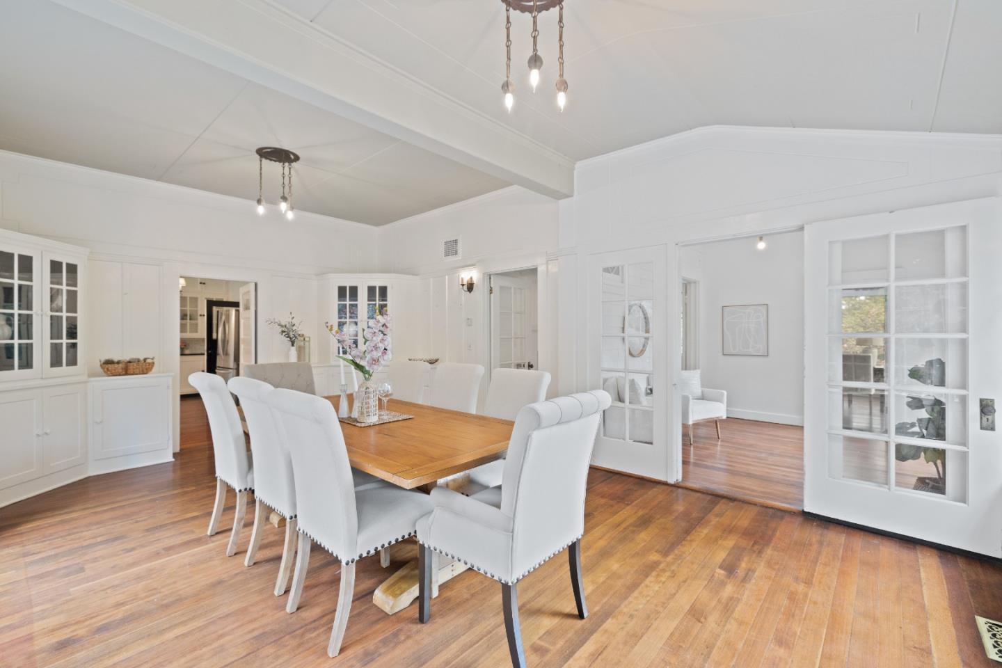 1 Brooks Road