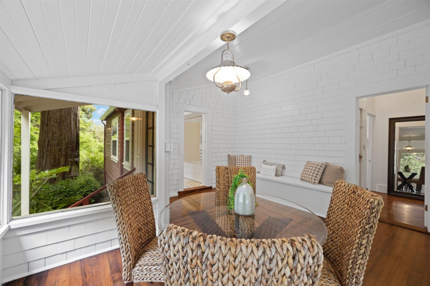 1 Brooks Road