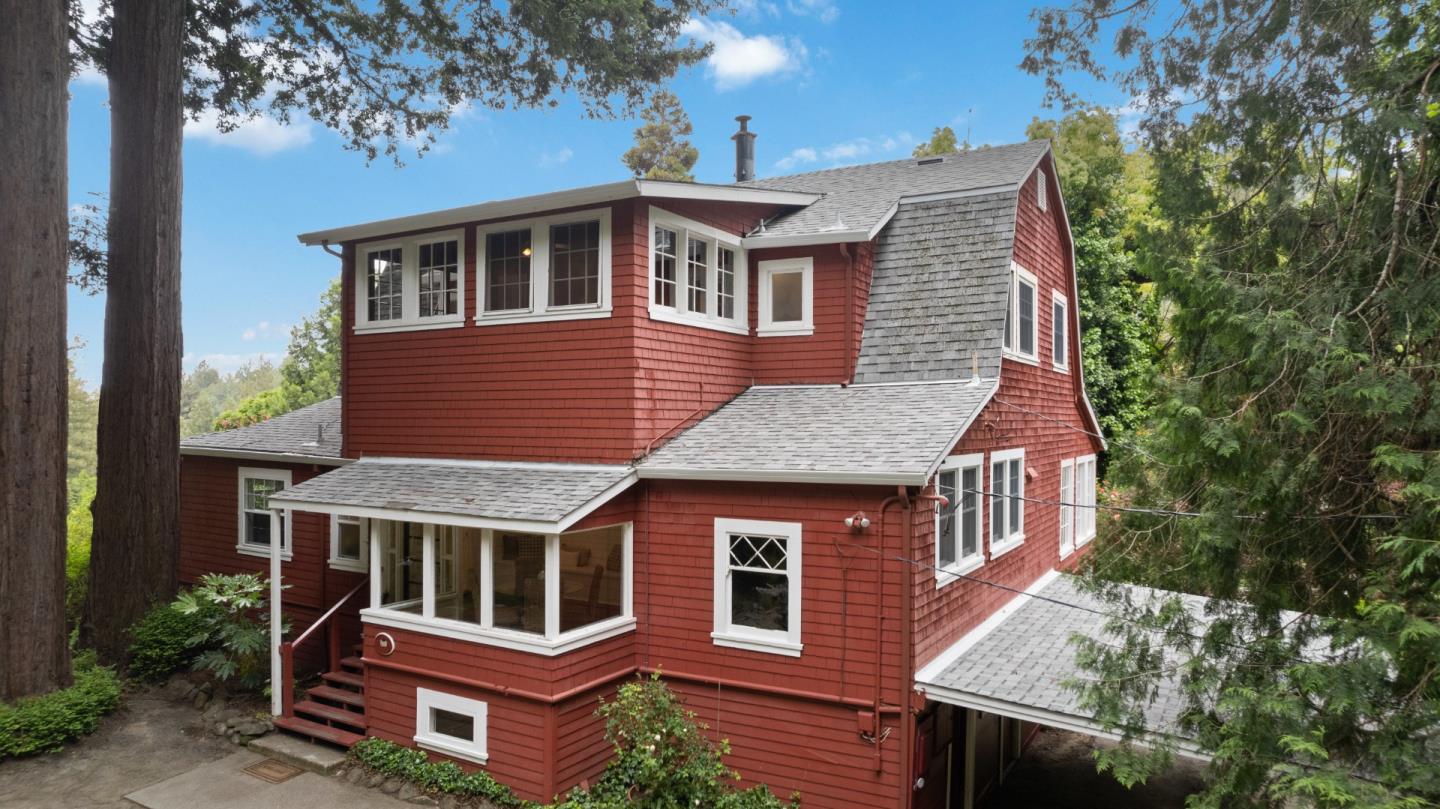 1 Brooks Road