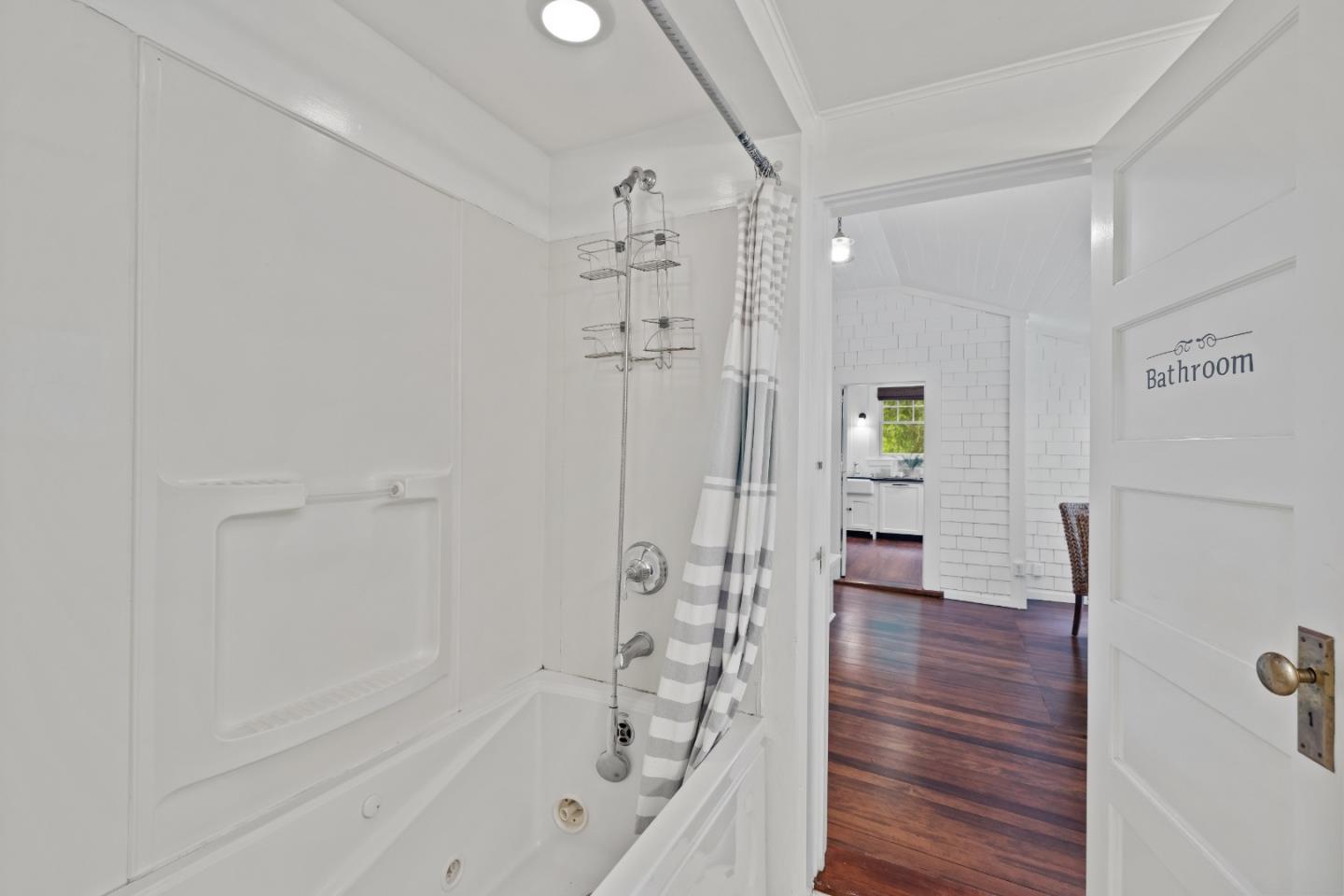 1 Brooks Road