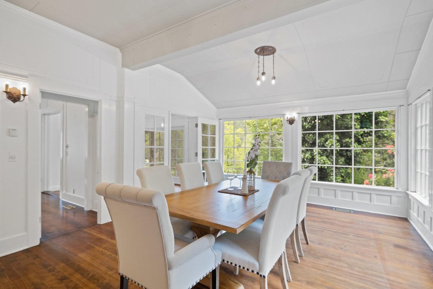 1 Brooks Road