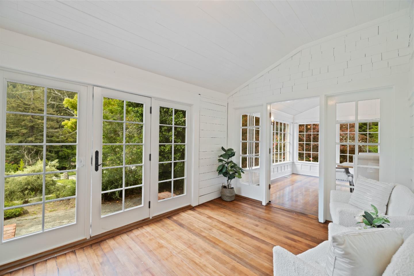1 Brooks Road