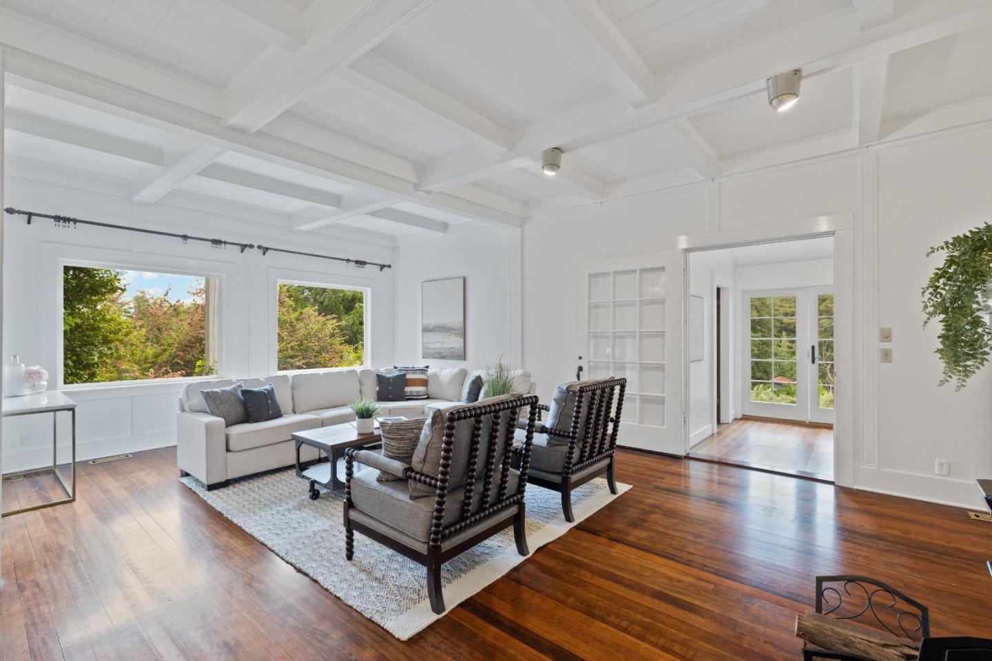 1 Brooks Road
