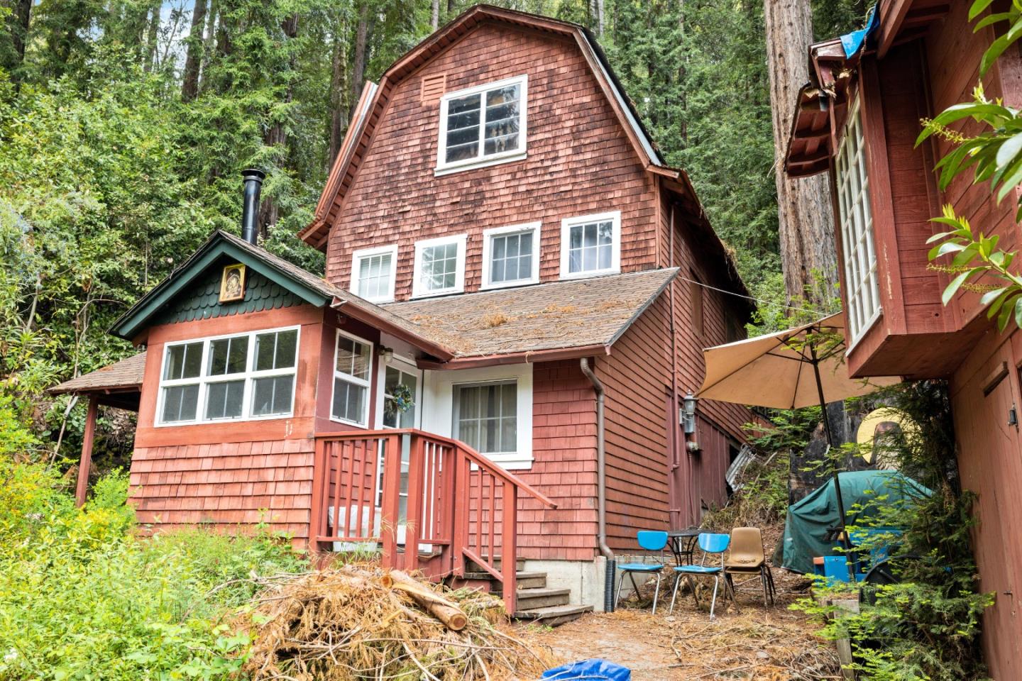 1 Brooks Road