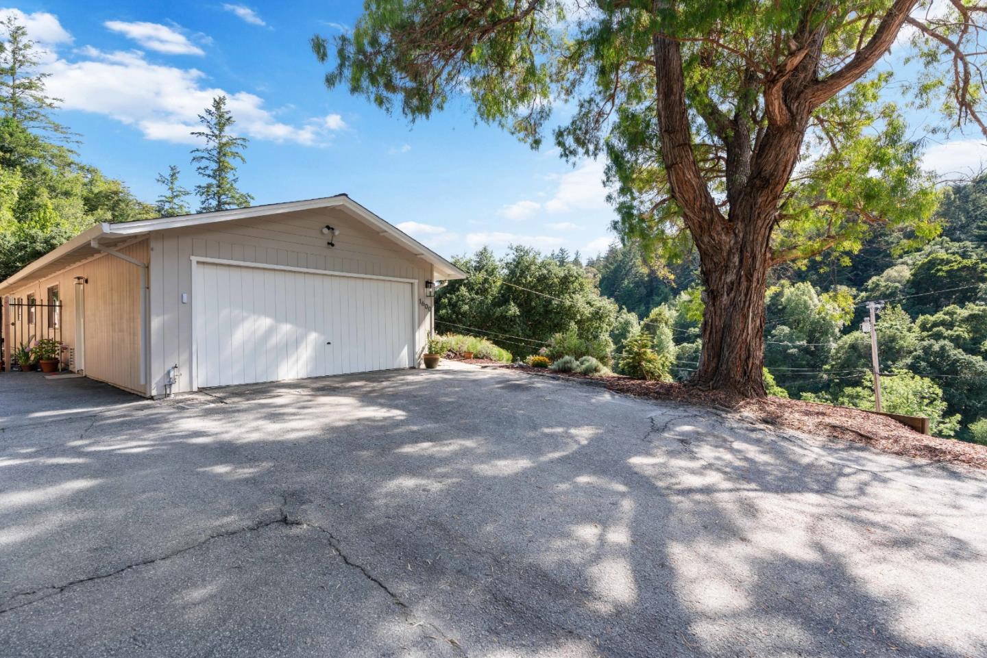 1600 Nelson Road