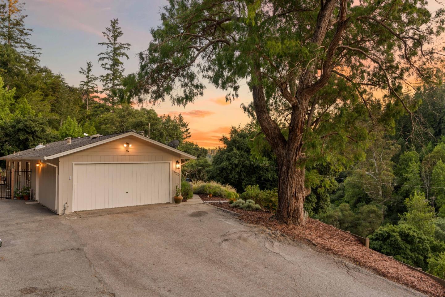 1600 Nelson Road