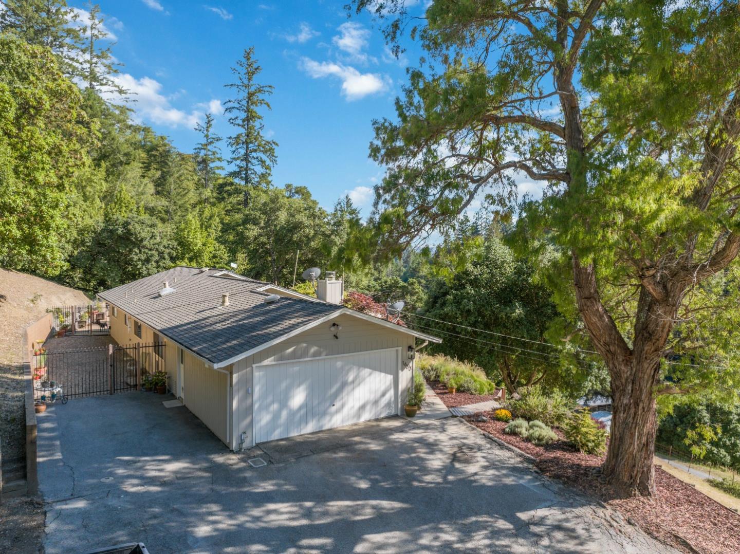 1600 Nelson Road