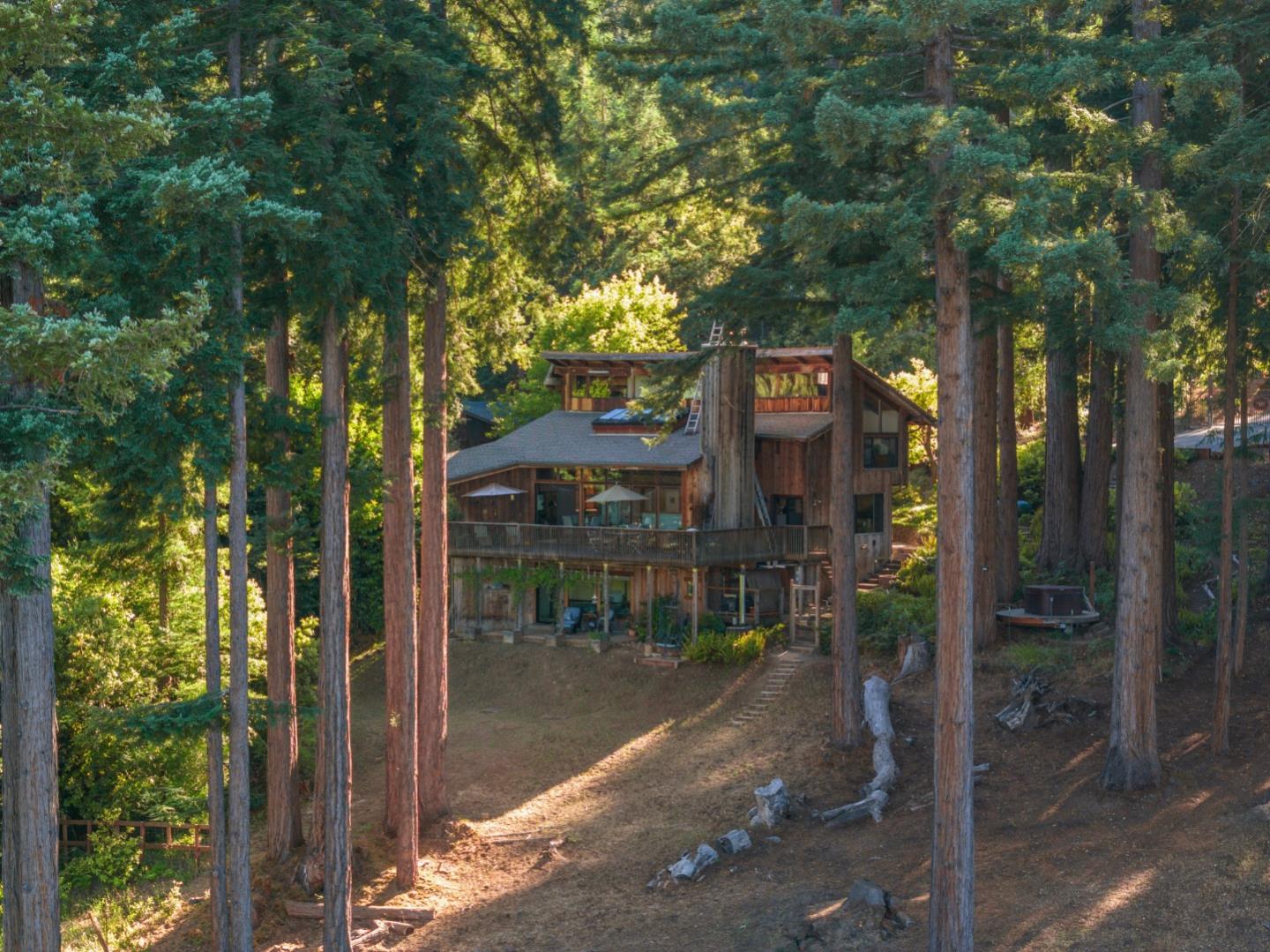 1128 El Solyo Heights Drive