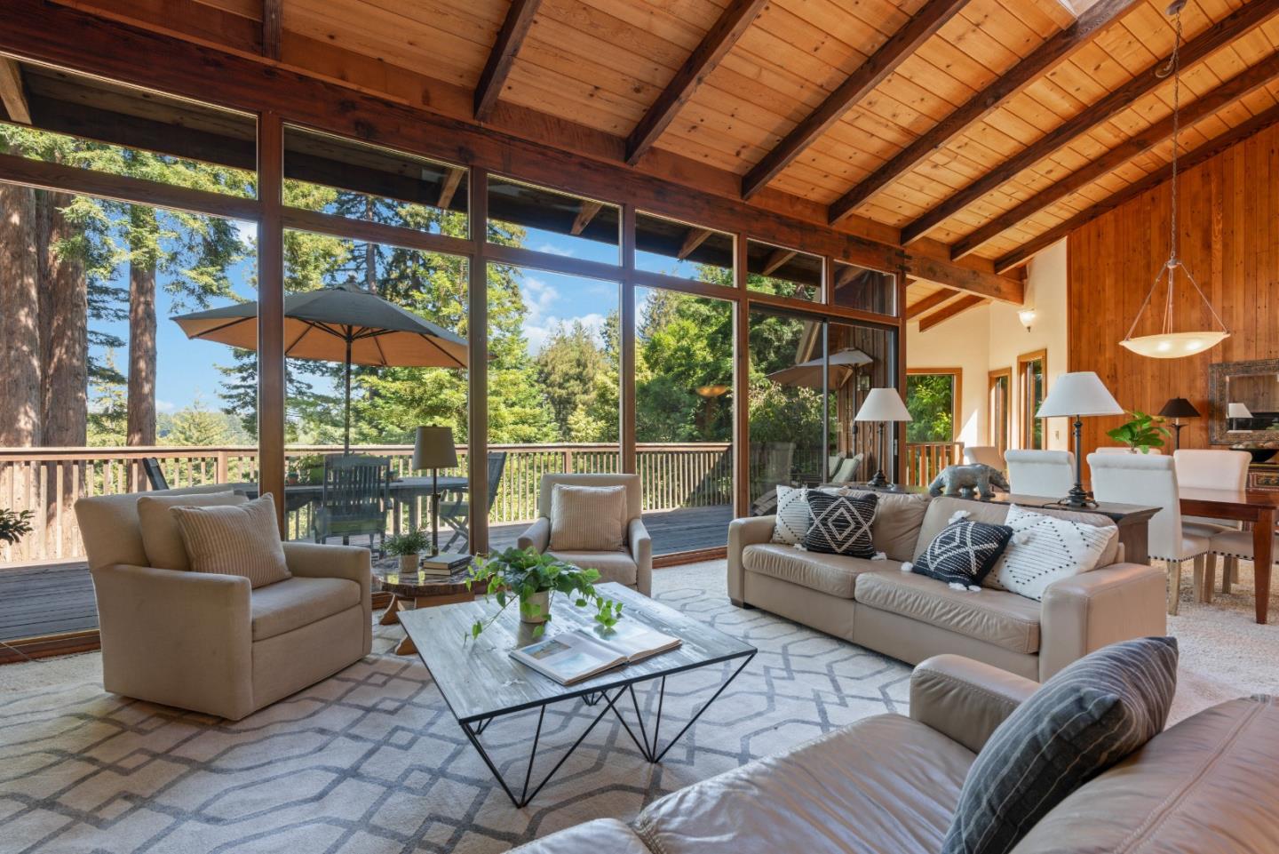 1128 El Solyo Heights Drive