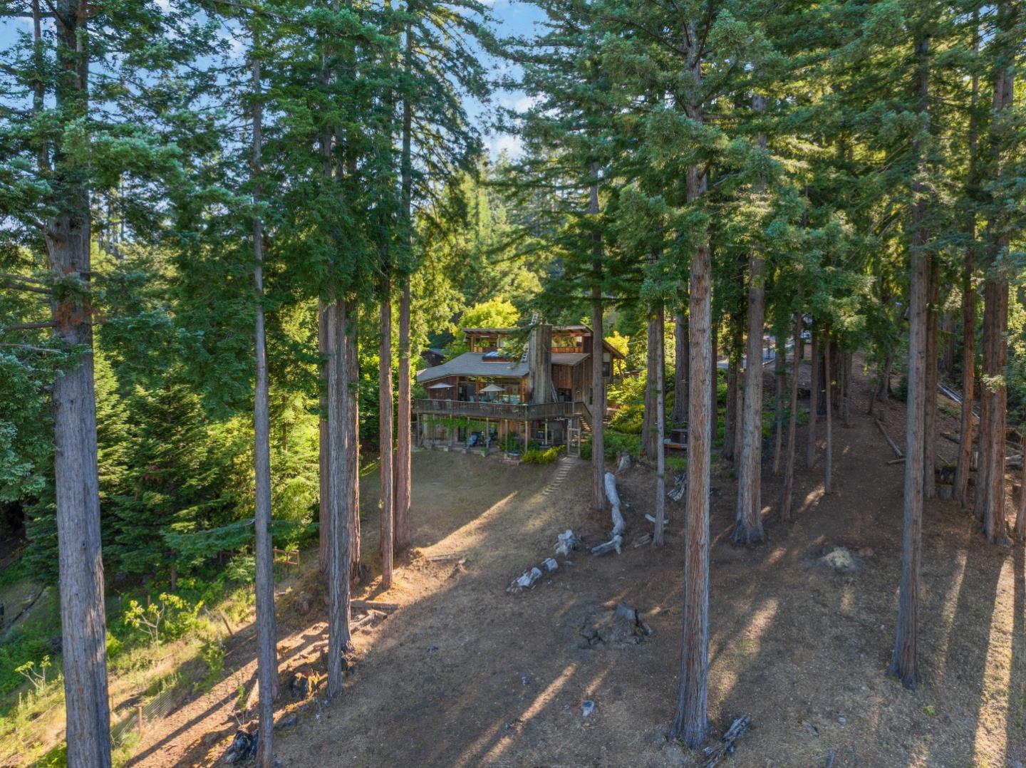 1128 El Solyo Heights Drive