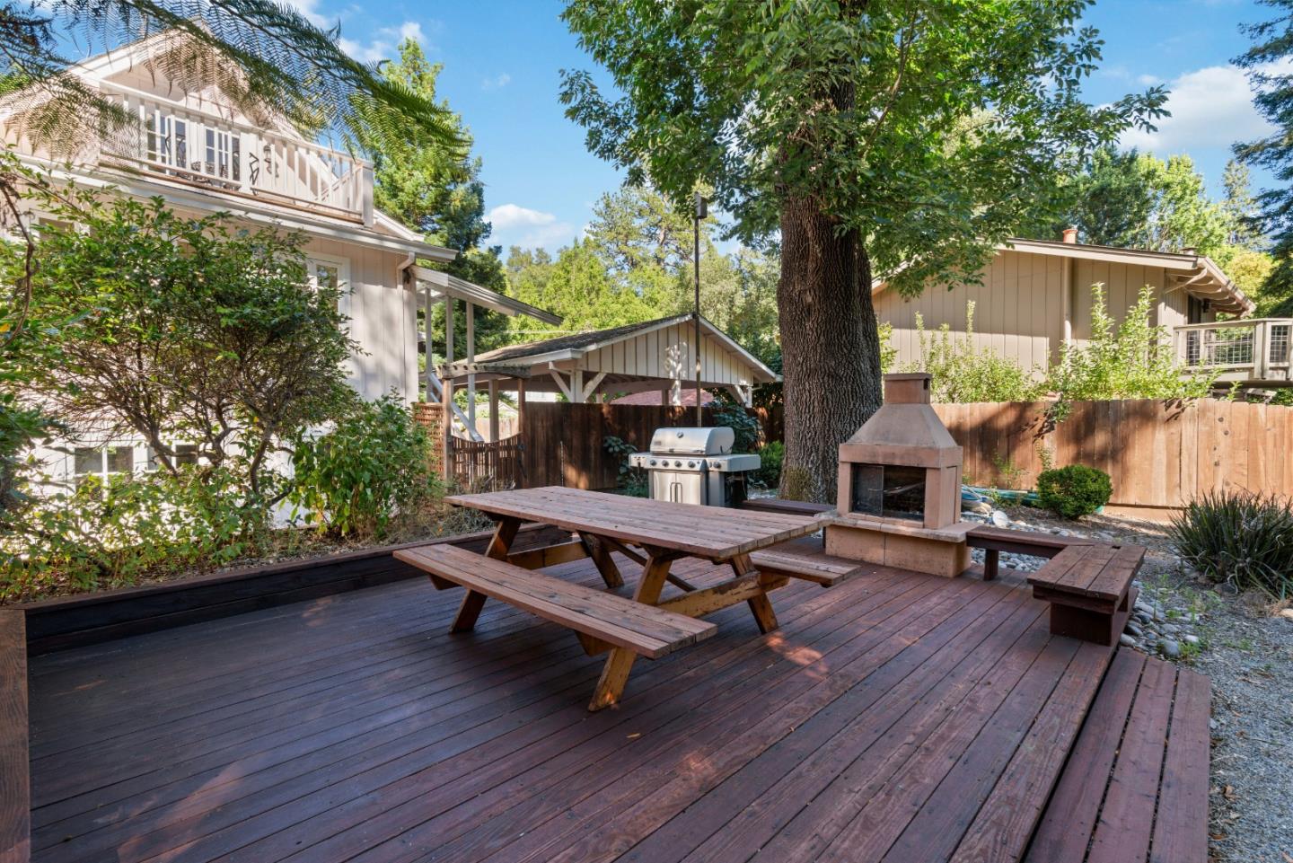 320 Riverside Avenue