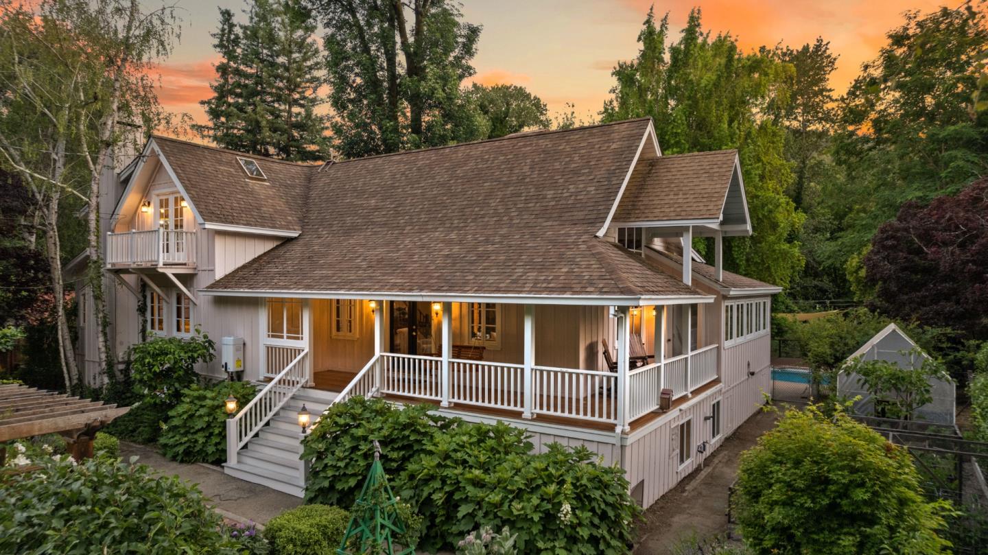 320 Riverside Avenue