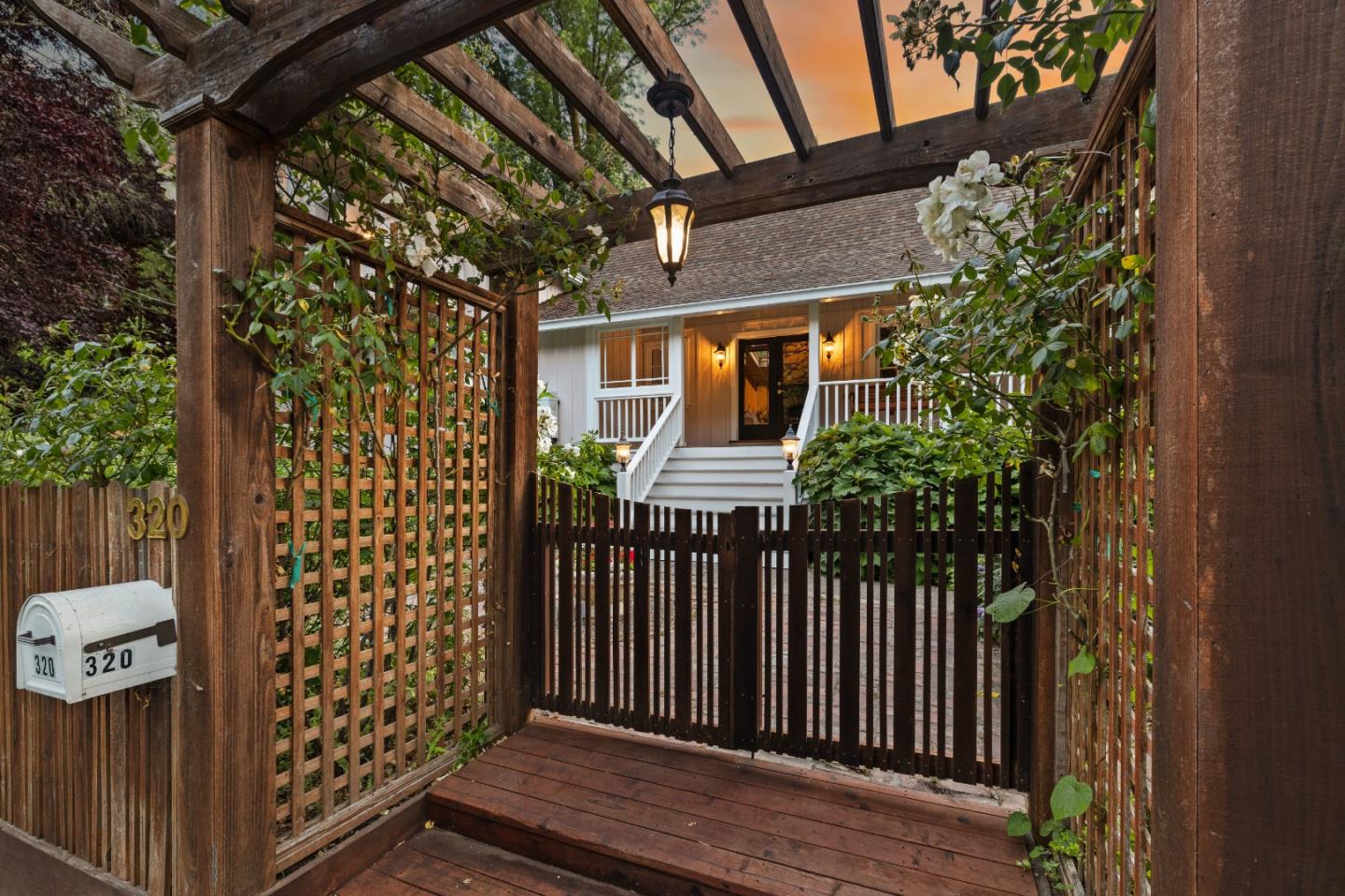 320 Riverside Avenue