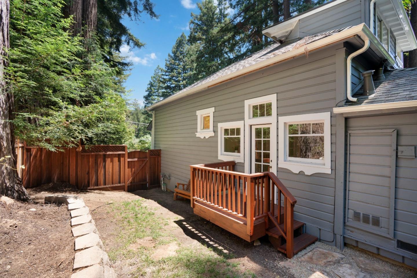 13435 Highway 9