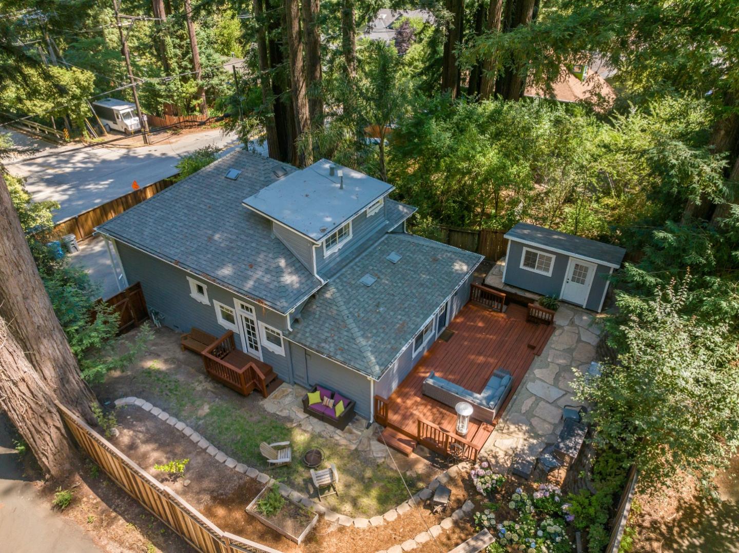13435 Highway 9