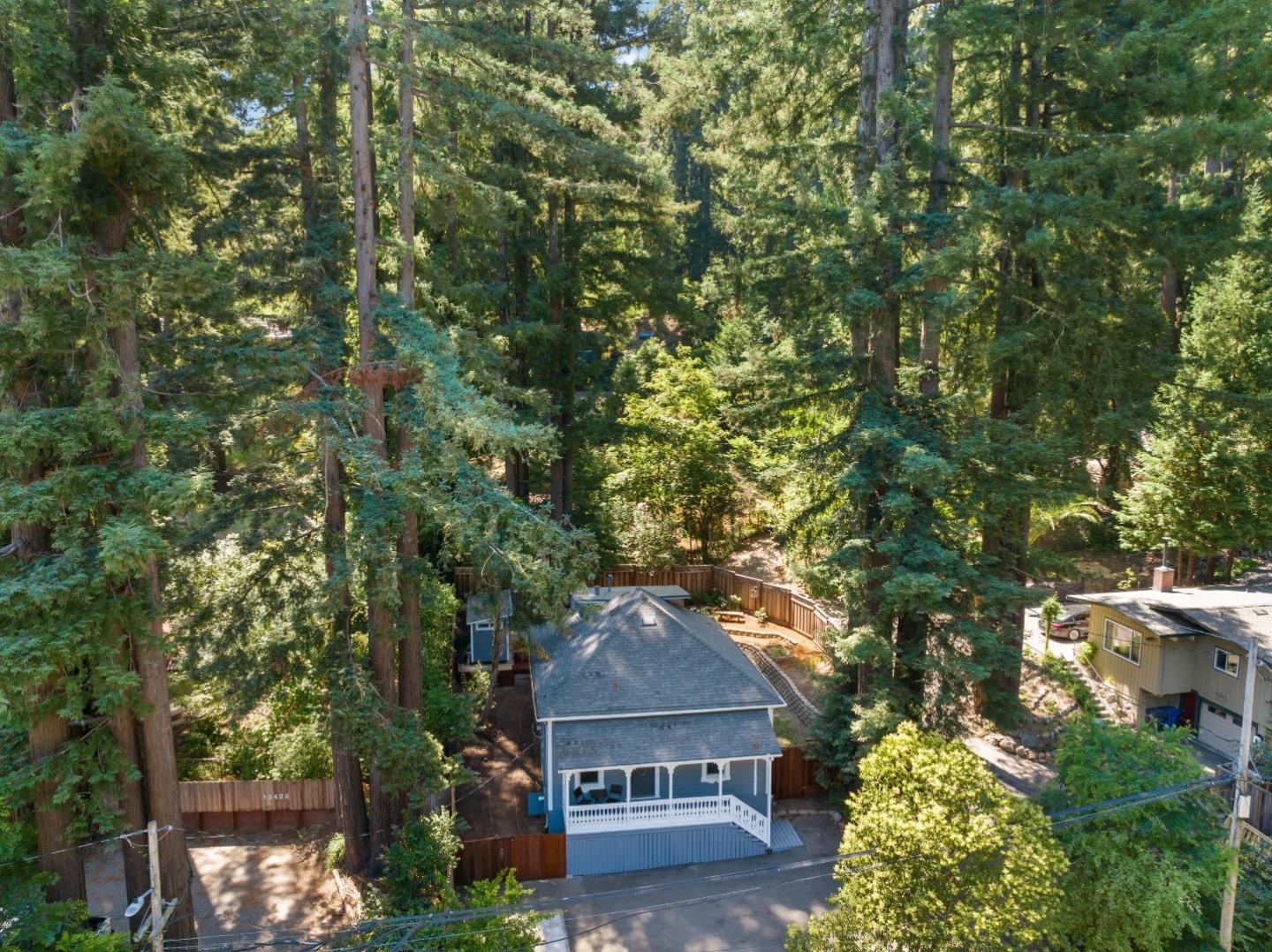 13435 Highway 9