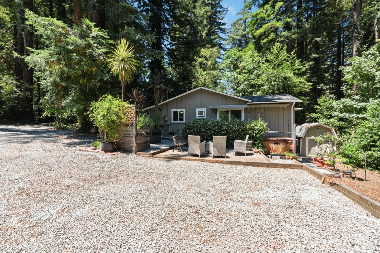 11050 Hwy 9