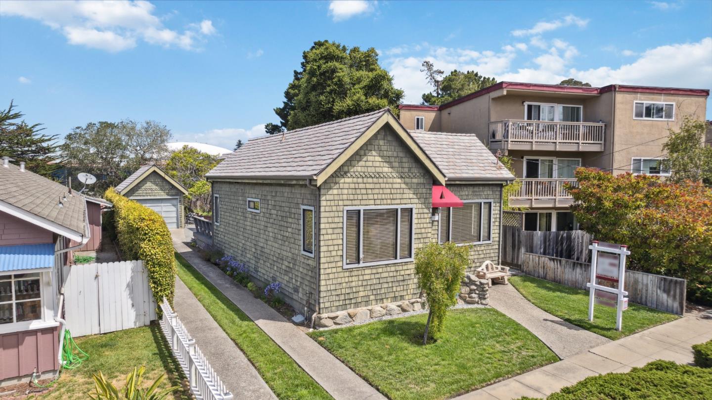 165 Marine Parade