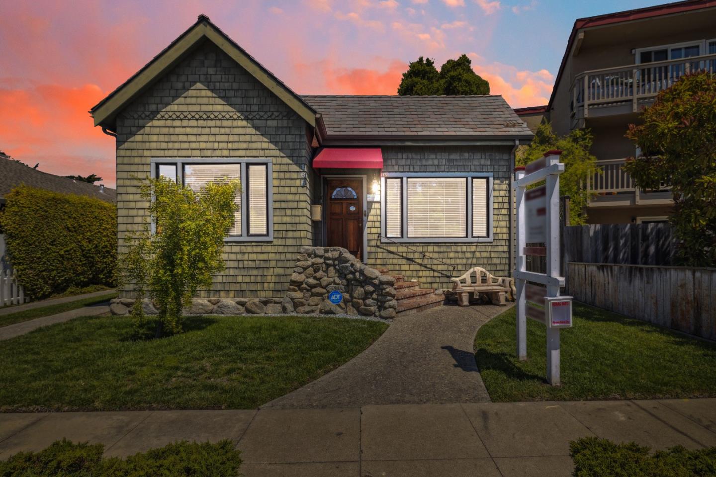 165 Marine Parade