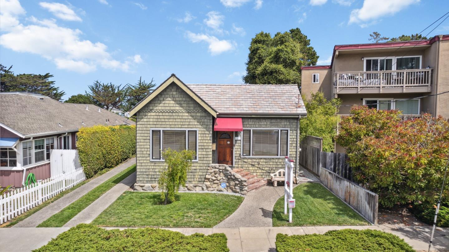 165 Marine Parade