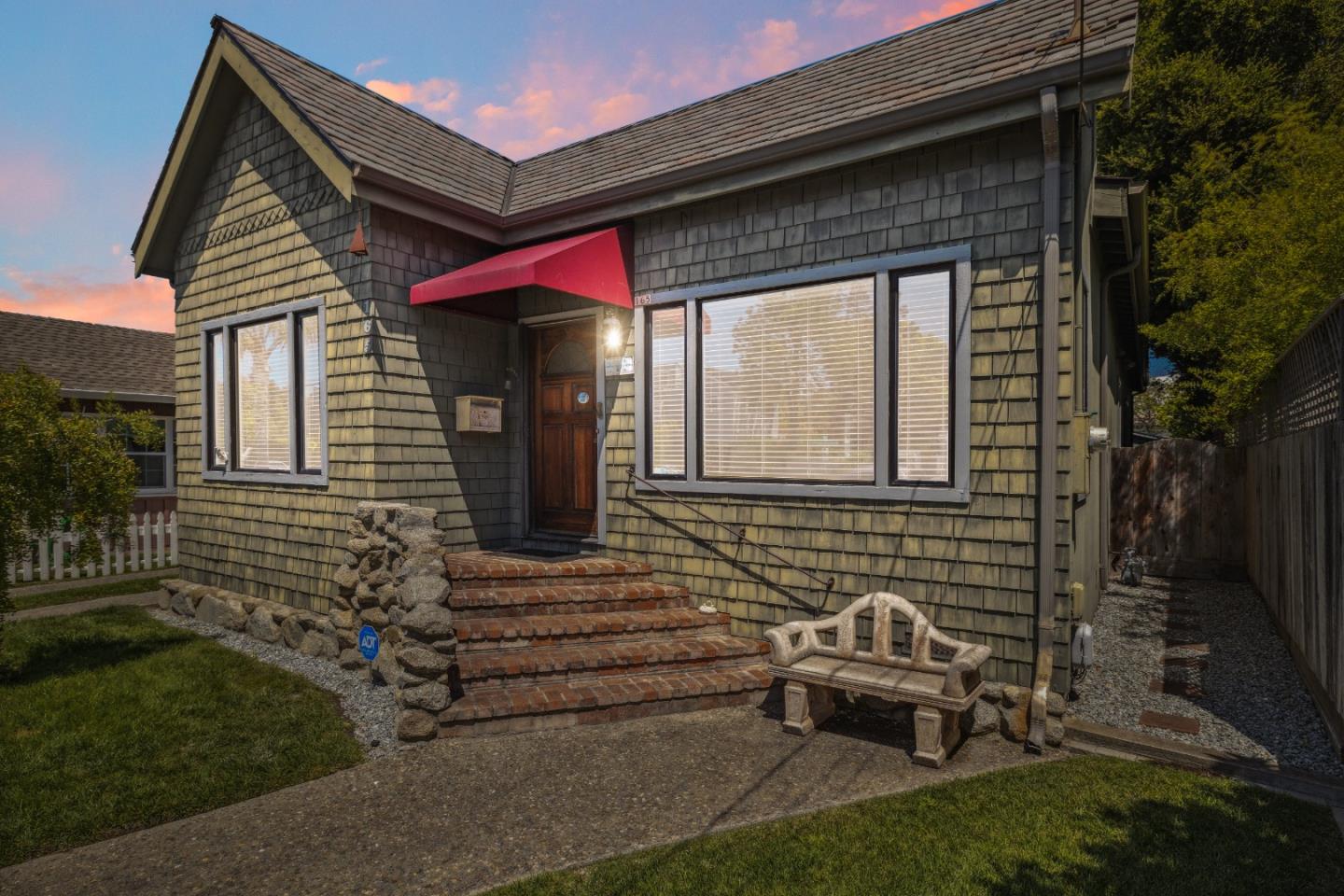 165 Marine Parade