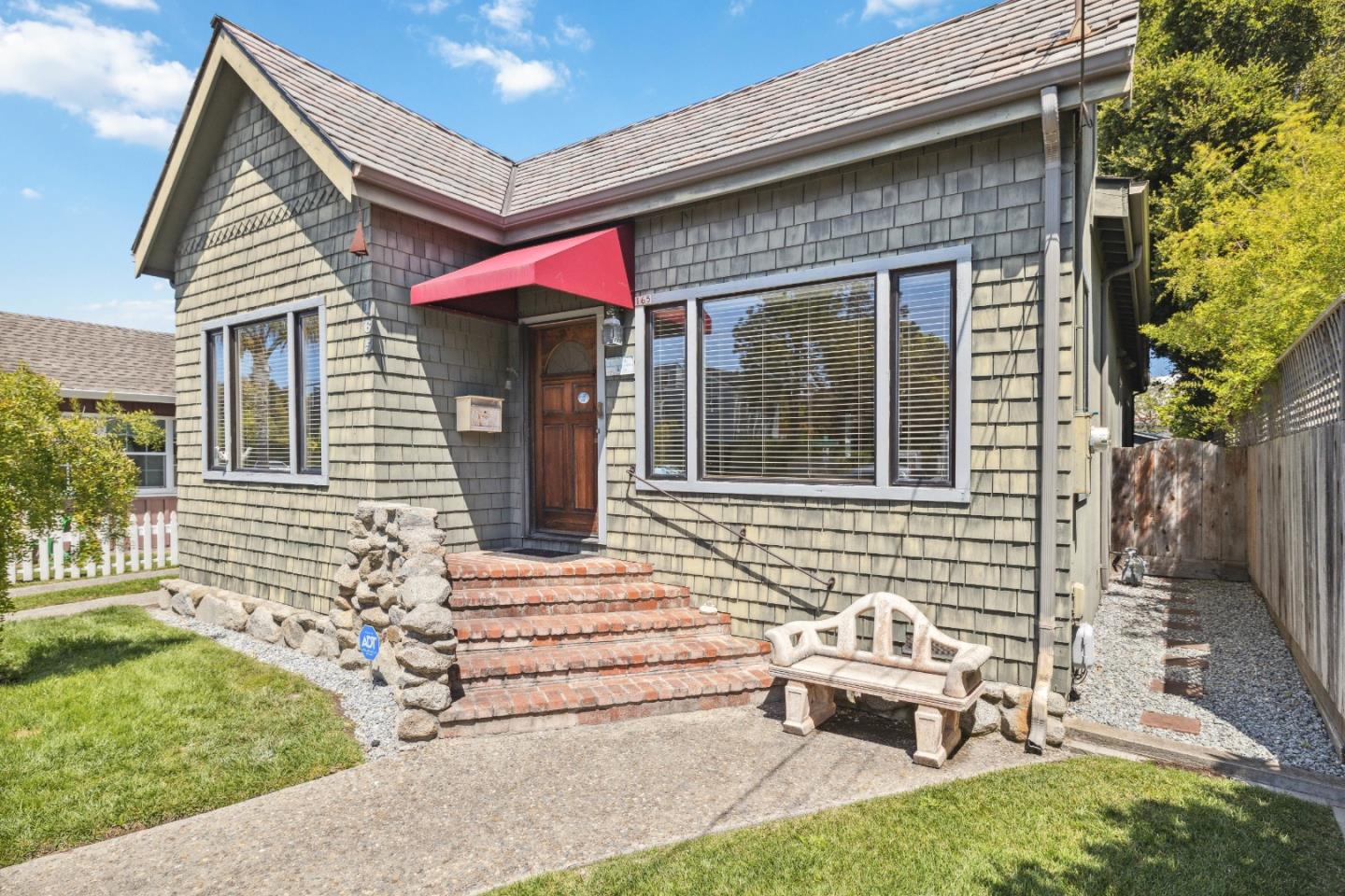 165 Marine Parade
