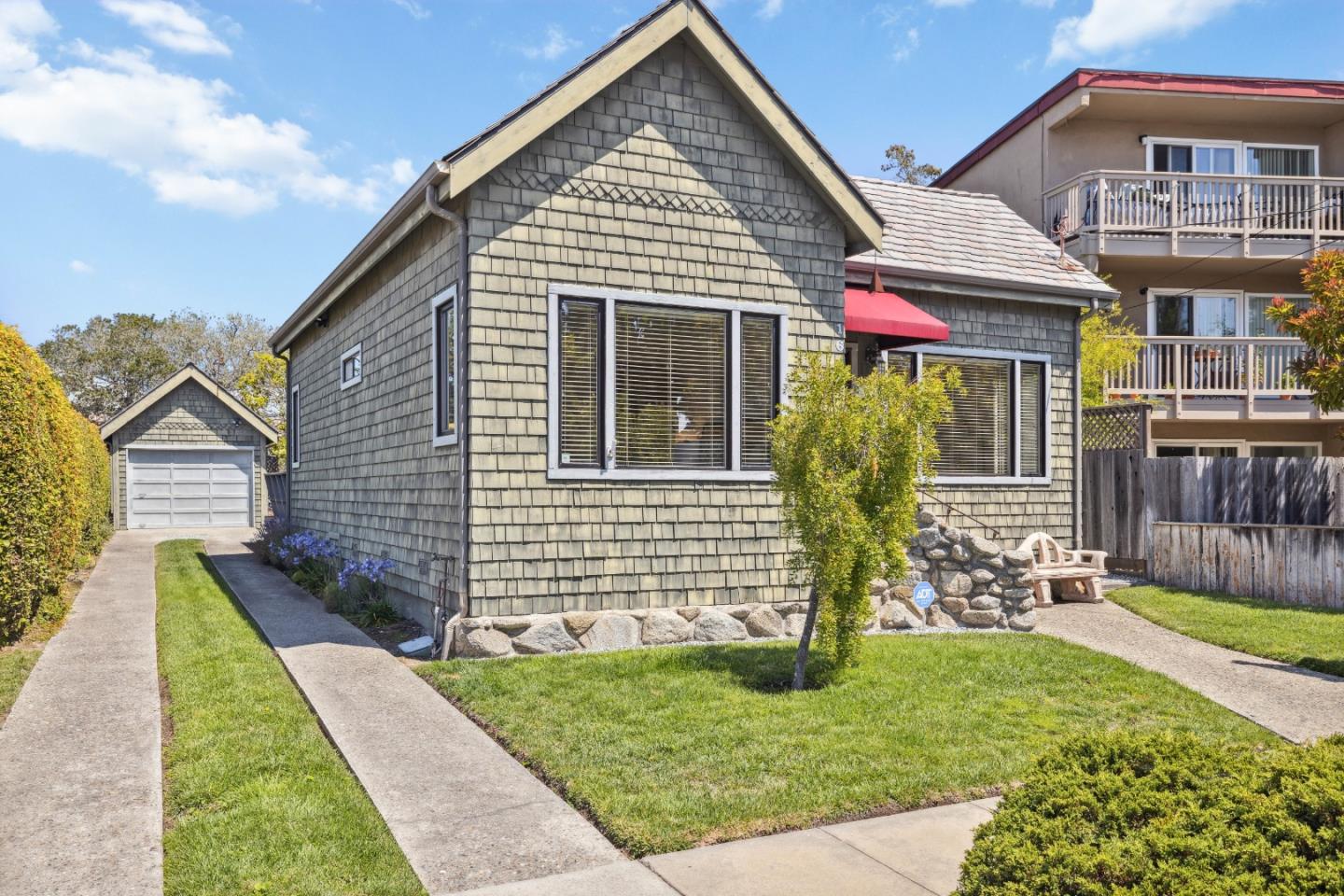 165 Marine Parade