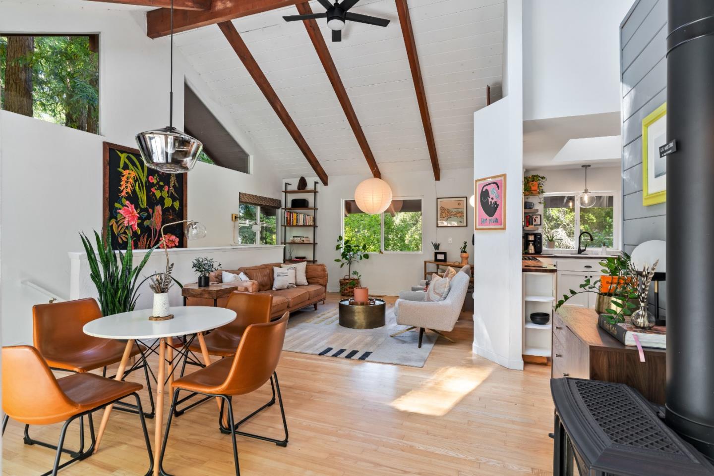2526 Redwood Drive