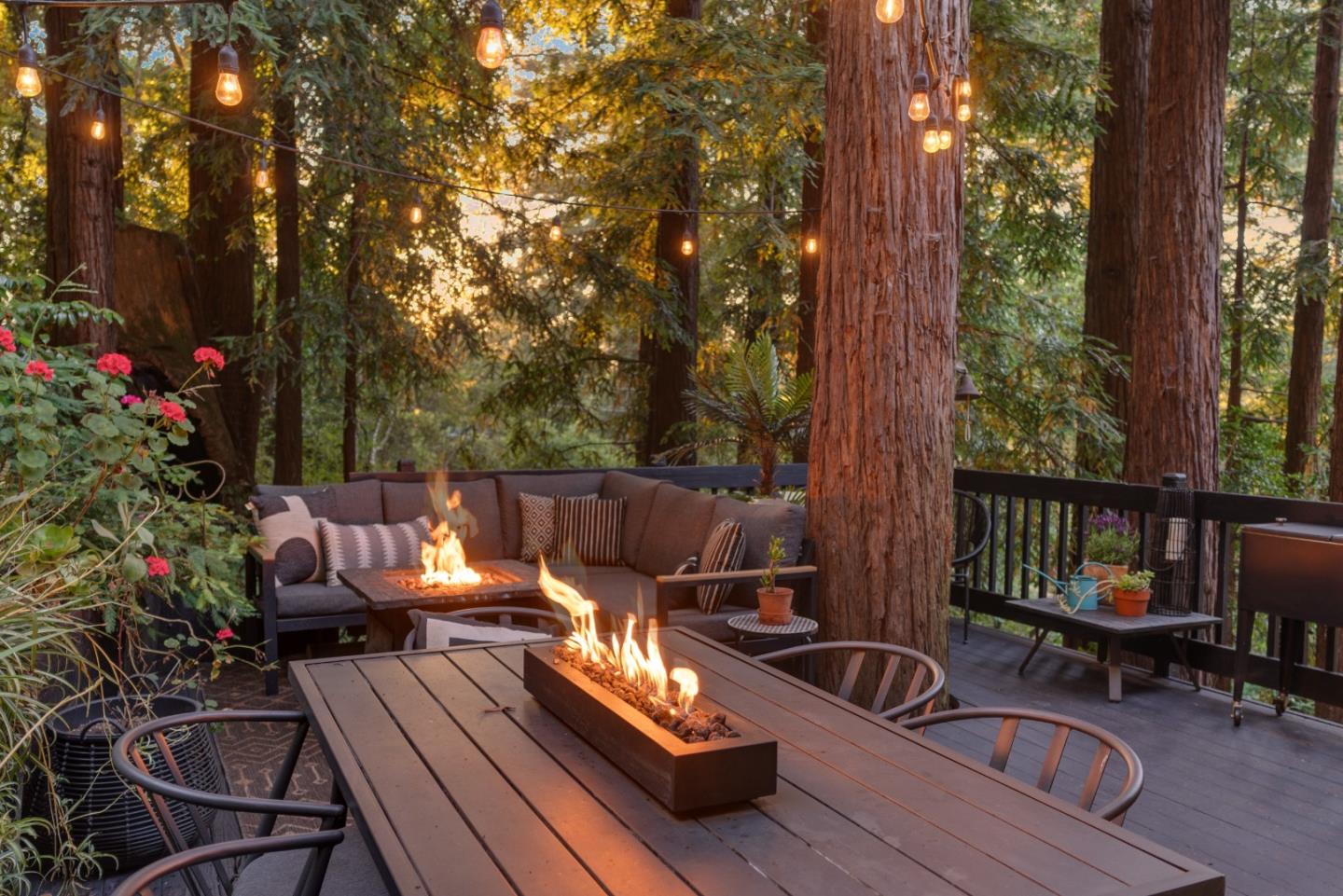 2526 Redwood Drive
