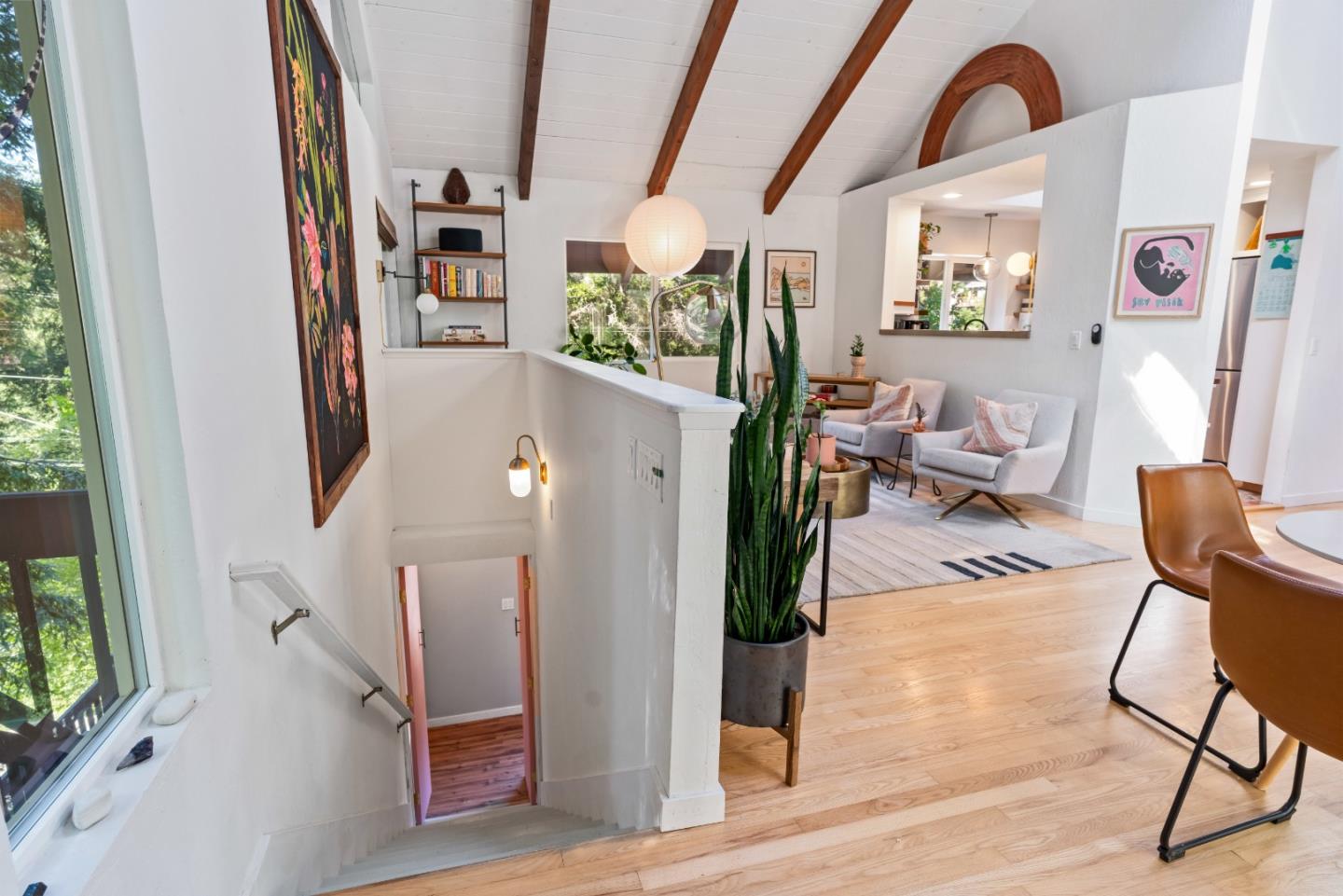 2526 Redwood Drive