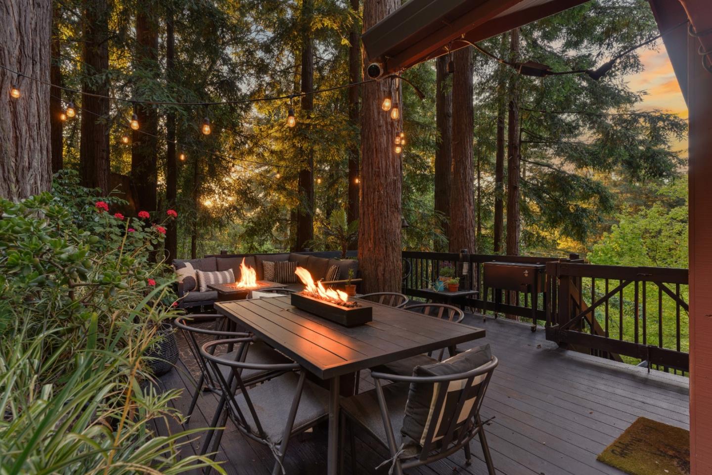 2526 Redwood Drive