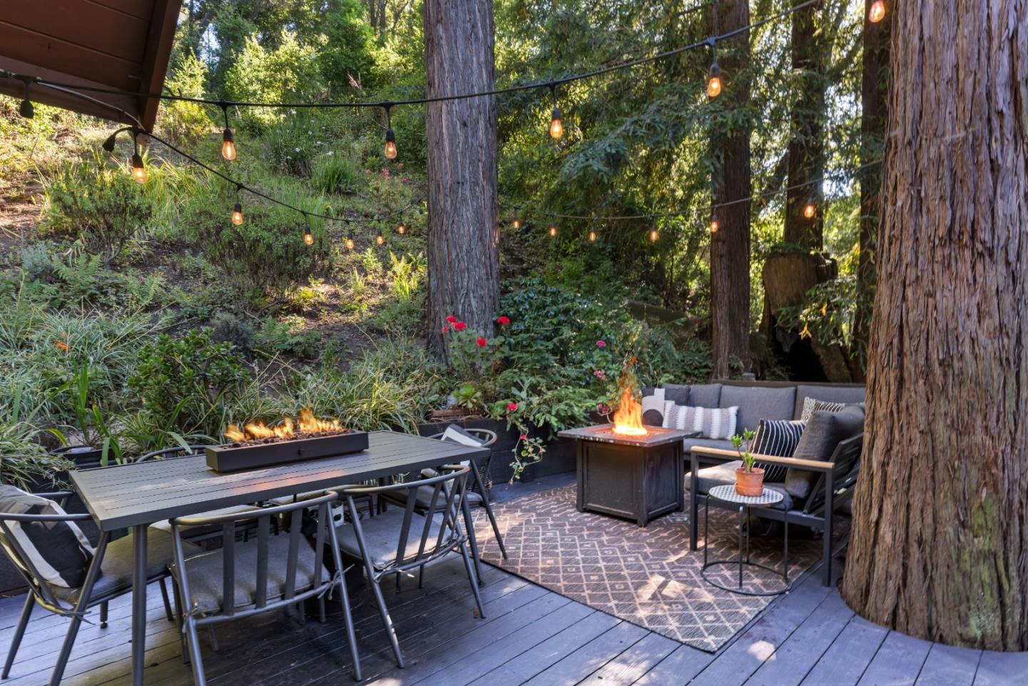 2526 Redwood Drive