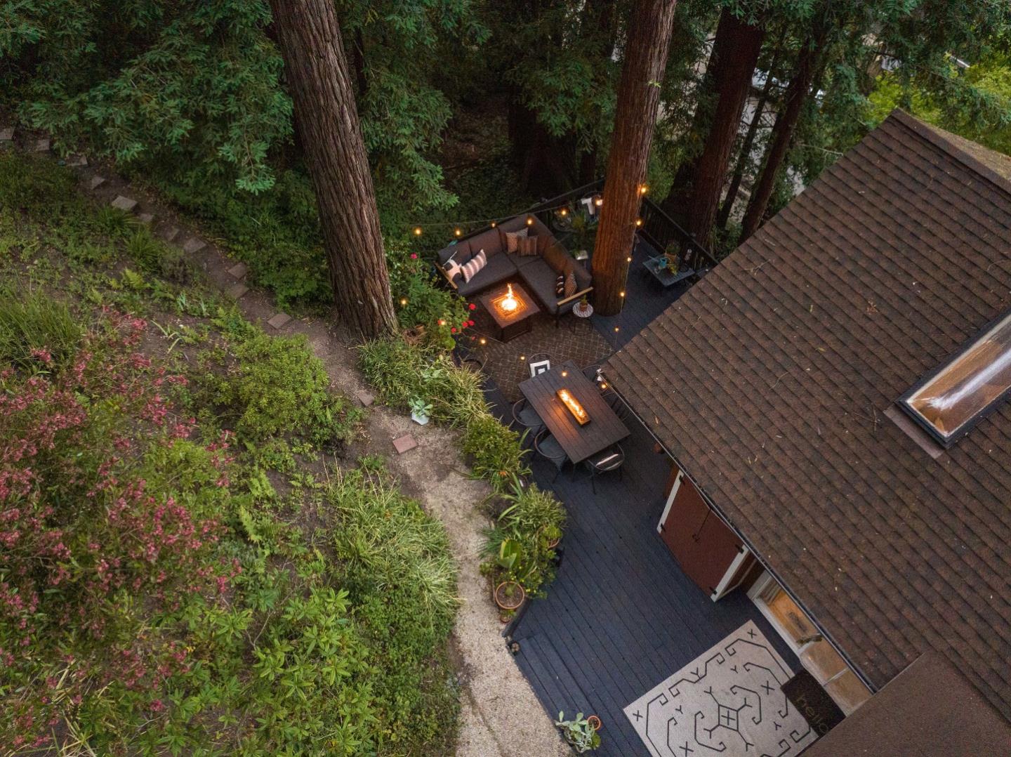 2526 Redwood Drive