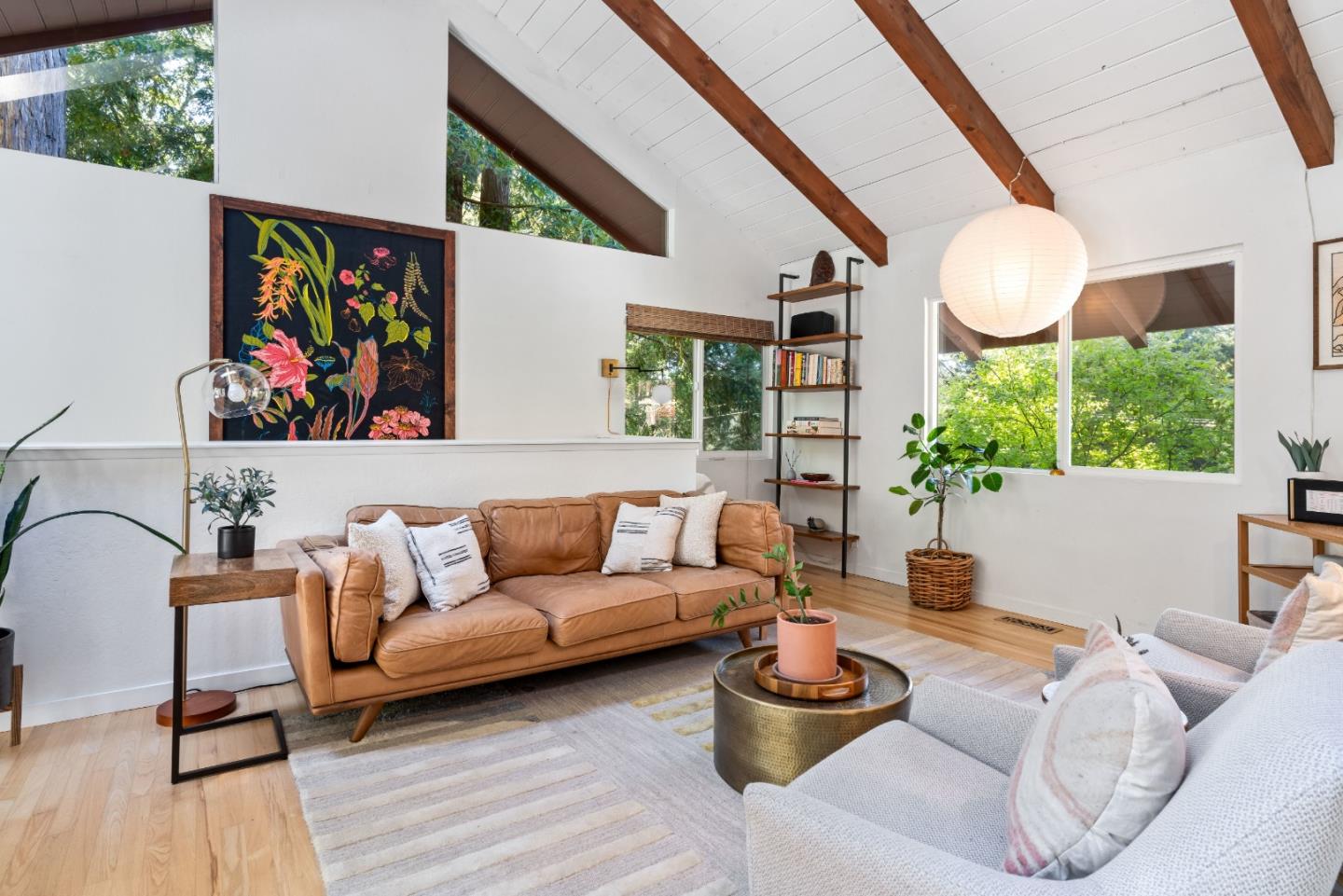 2526 Redwood Drive