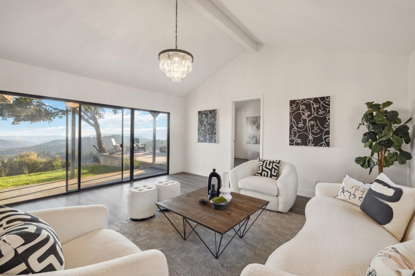 15290 Upper Ellen Road