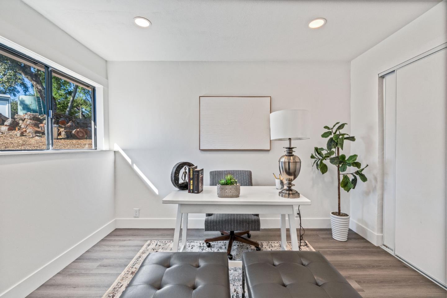 15290 Upper Ellen Road