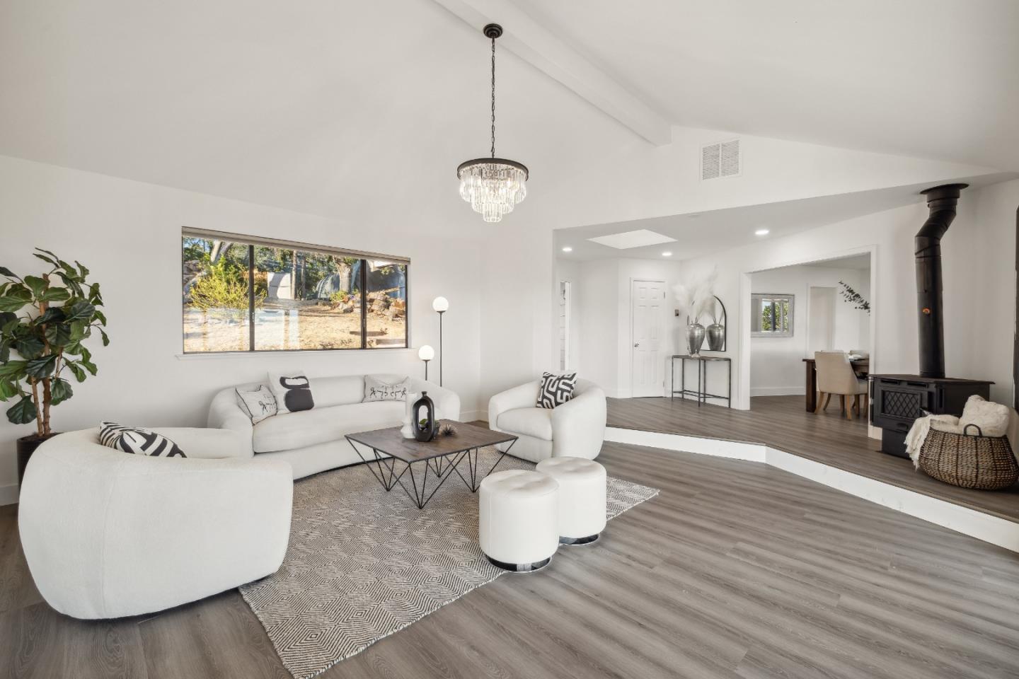 15290 Upper Ellen Road