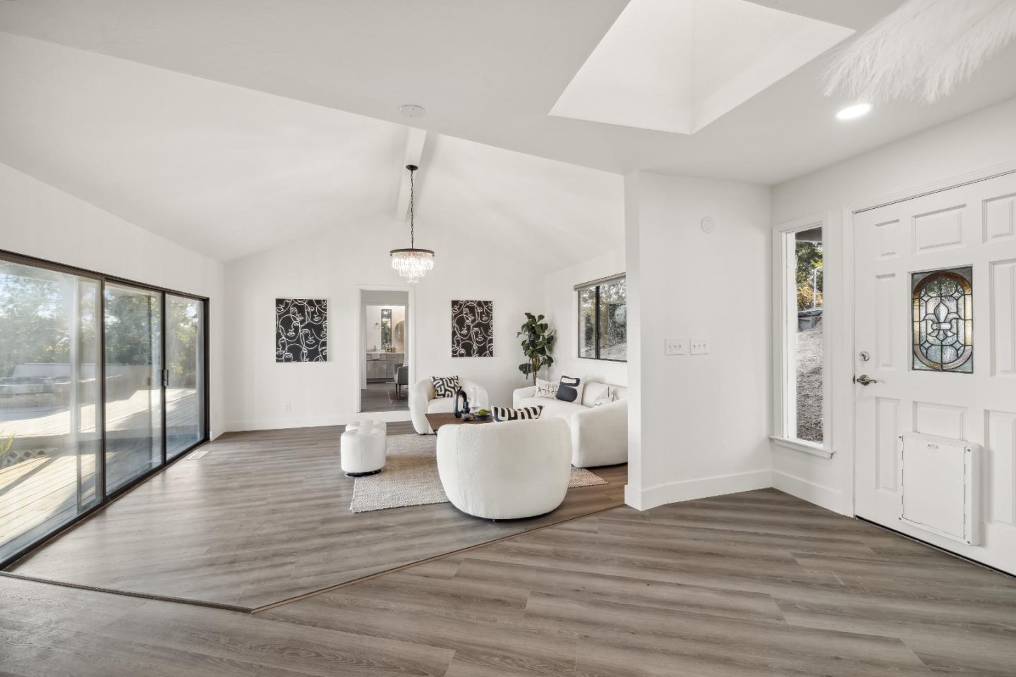 15290 Upper Ellen Road