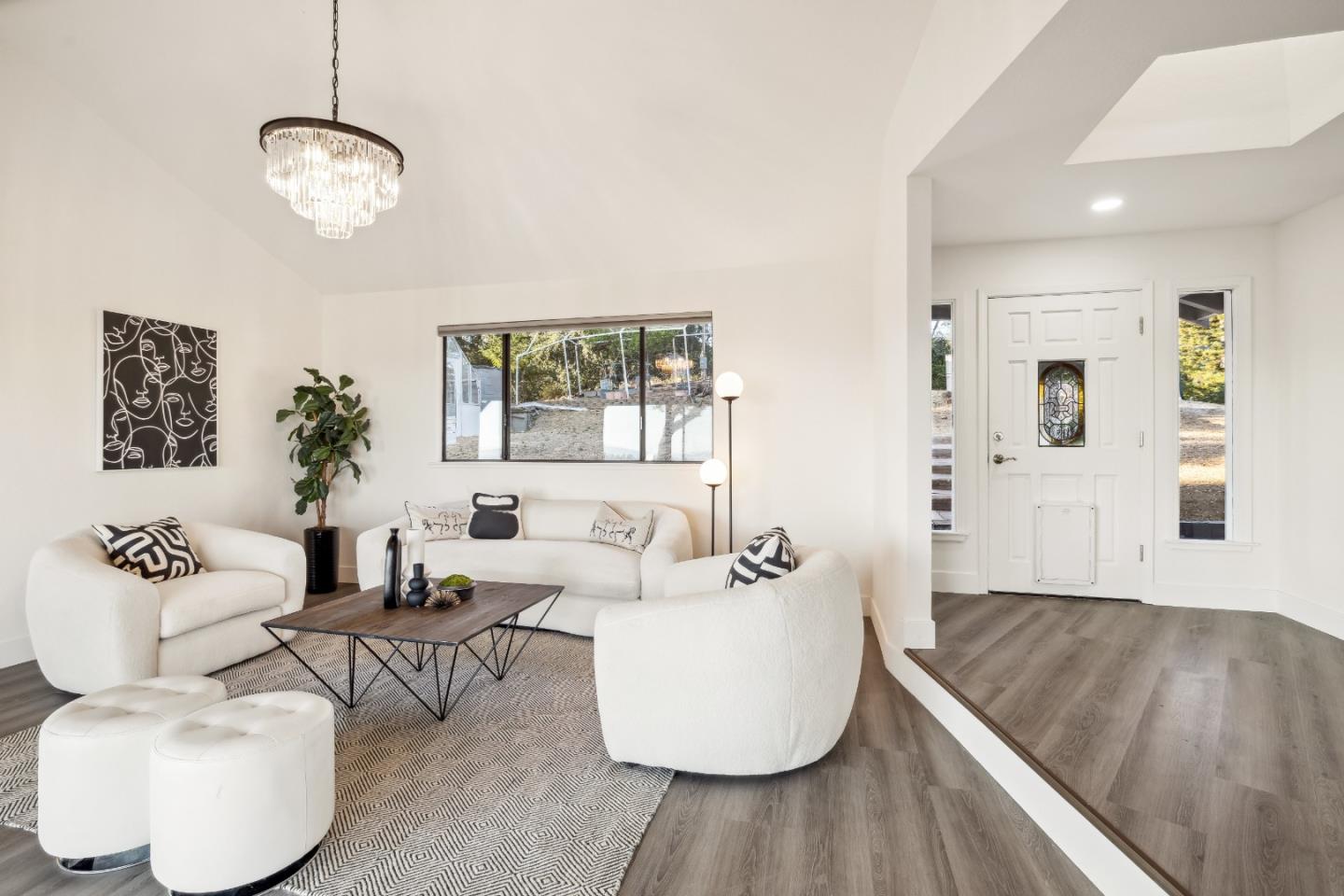 15290 Upper Ellen Road