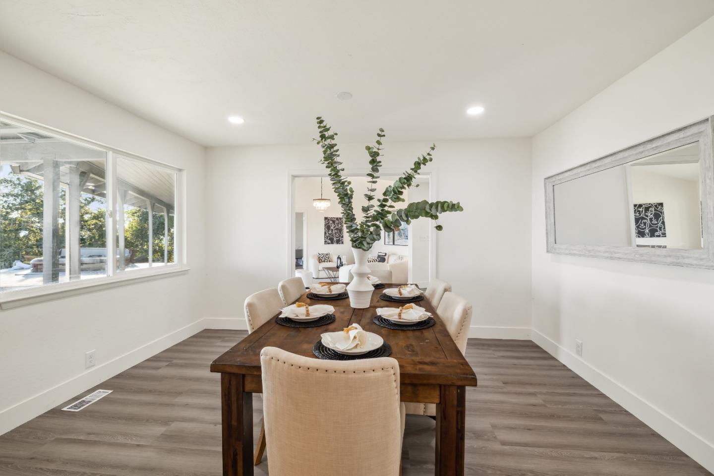 15290 Upper Ellen Road